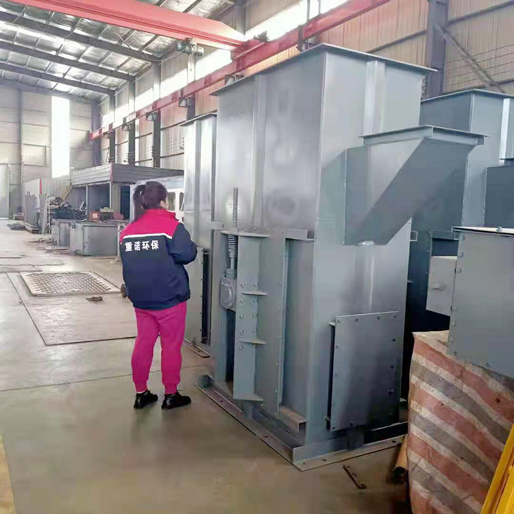 鬥式提升（shēng）機展示